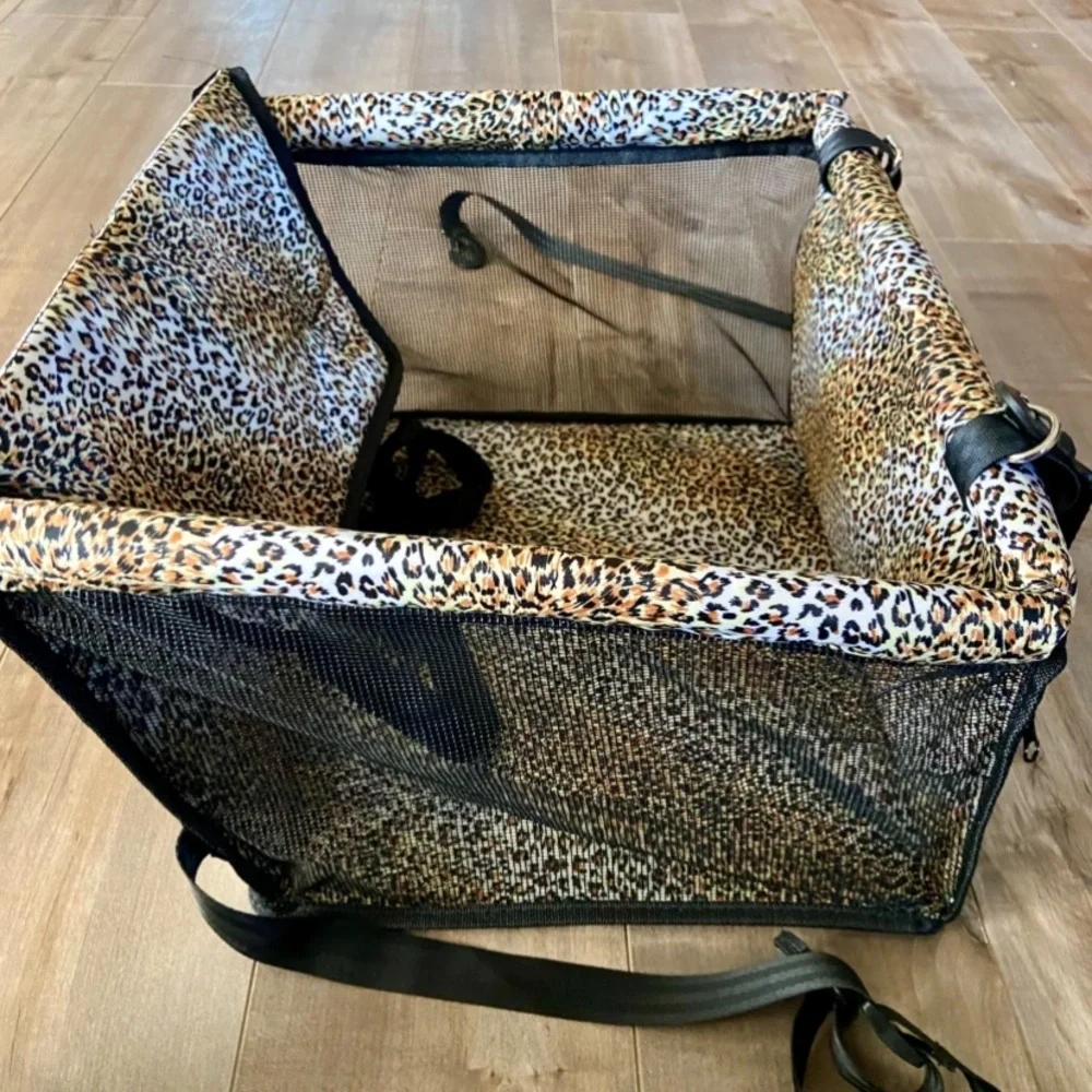 Petbobi Pet Car Booster Seat - Leopard Print